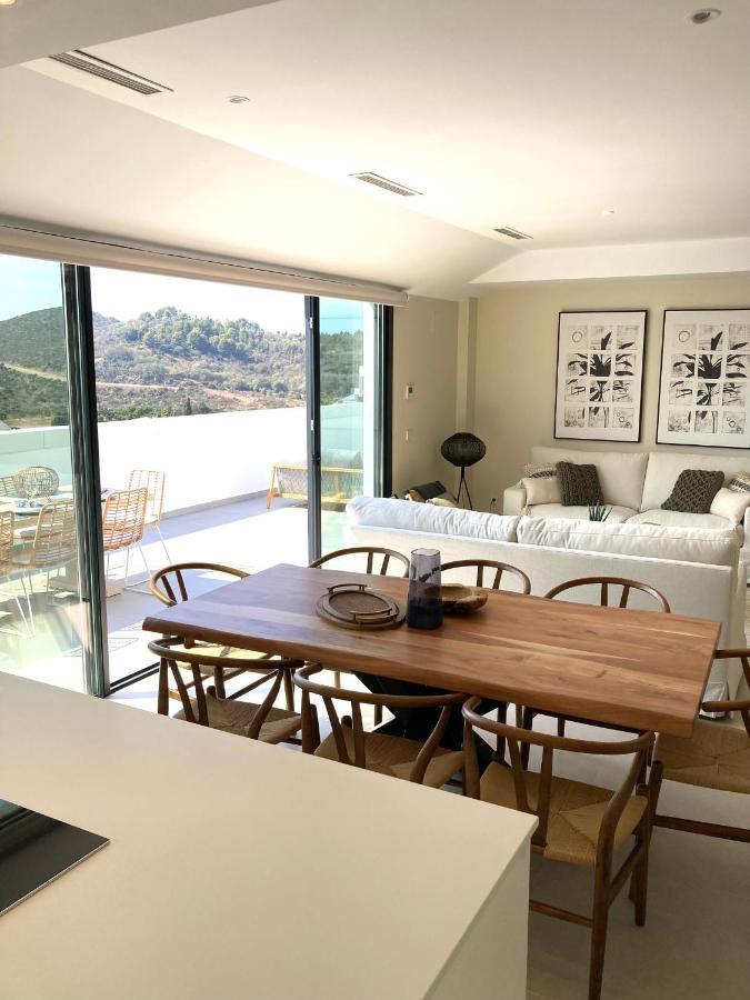 شقة Luxury Penthouse Gerardo - The View فوينخيرولا المظهر الخارجي الصورة